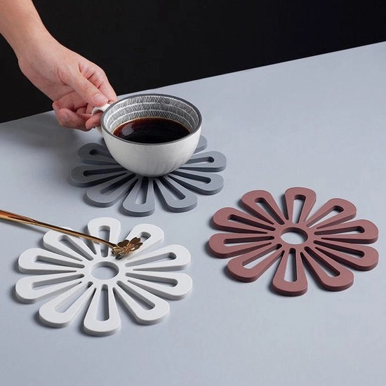 Quattro impianti di sostegno in silicone termoresistente, adatti per contenitori in silicone, padelle da cucina, teglie e altri contenitori di protezione