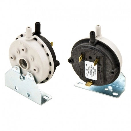 Pressostato differenziale regolabile 17 - 75 Pascal con staffa. Tipo: NS2-1177-00