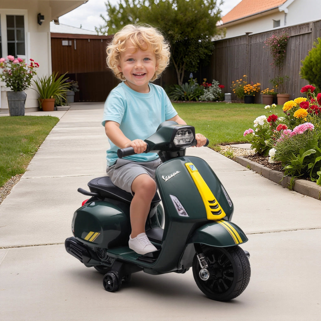 Moto Elettrica Vespa con Licenza ¨C Xylo ¨C Batteria 6V, Luci LED, Verde Scuro, 2-4 Anni