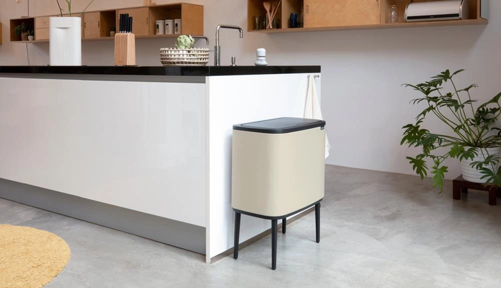 Brabantia Bo Touch Bin 34 L 2 cestello/i Beige