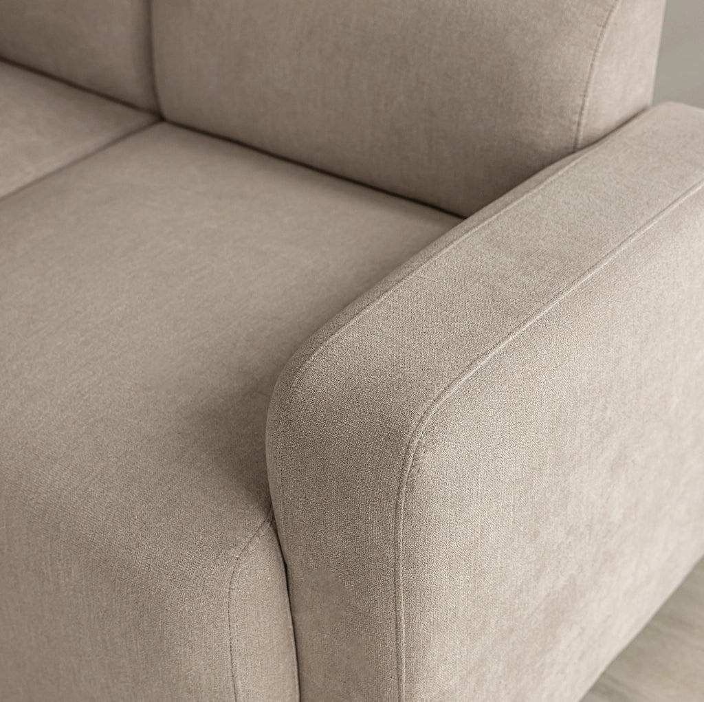 Divano a 3 posti in chenille beige; 211 cm