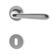 GM05-Z - MANIGLIA PER PORTE DA 8 MM CROMOSATINATO