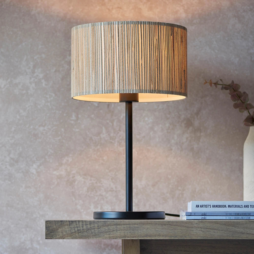Lampada da tavolo Japandi beige in erba marina E27 Endon