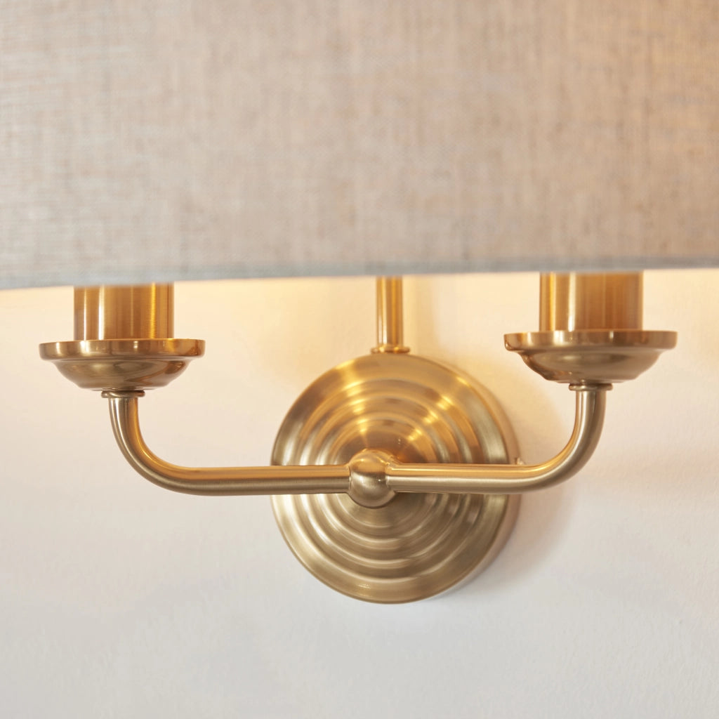 Applique doppia Highclere ottone vintage con paralume 2xE14