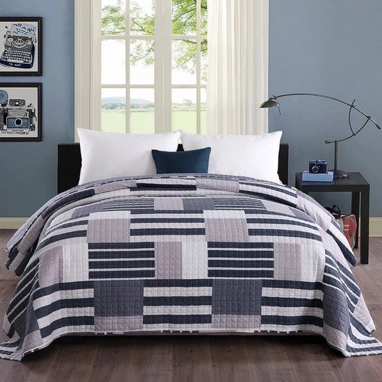 Bedsprei a Due Posti con Patchwork Blu e Bianco - Materiale Polyester di Alta Qualità - Dimensioni 220x240cm