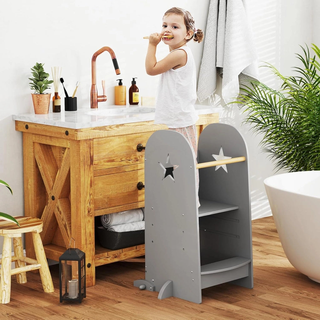 3-in-1 Torre Montessoriana per Bambini Regolabile in Altezza su 3 Livelli, Torre di Apprendimento con Doppia Lavagna, Pedane Alzabimbo con Protezione, per Cucina e Bagno, da 36 Mesi, Grigio