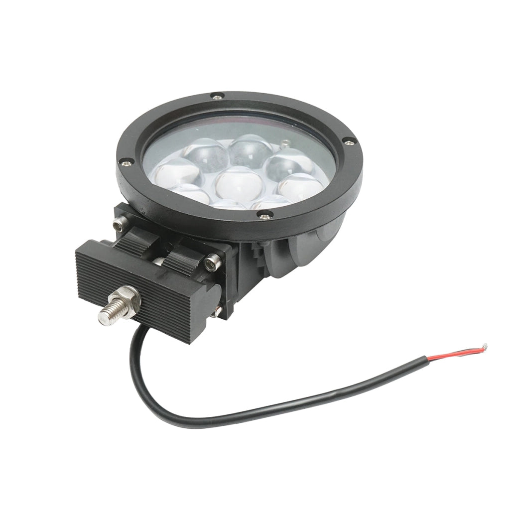 Lampada con 9 LED, 10-60V, 45W, angolo di radiazione 30°, tipo spot, lente 4D, 139x139x74mm, IP67, 6000K, Breckner Germany.