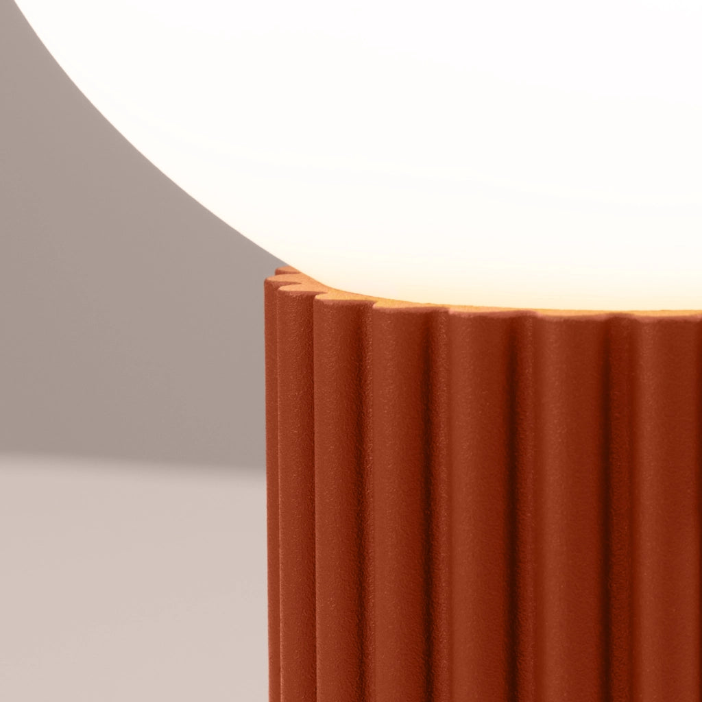 Lampada da tavolo HALO rosso ocra