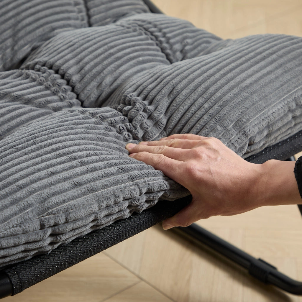 Sedia da patio esterno con pouf poltrona reclinabile comoda con cuscino e poggiapiedi ideale per soggiorno camera da letto sala di lettura telaio nero con cuscino grigio