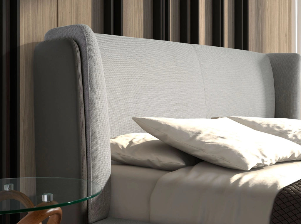 Letto in tessuto grigio chiaro e similpelle grigio scuro