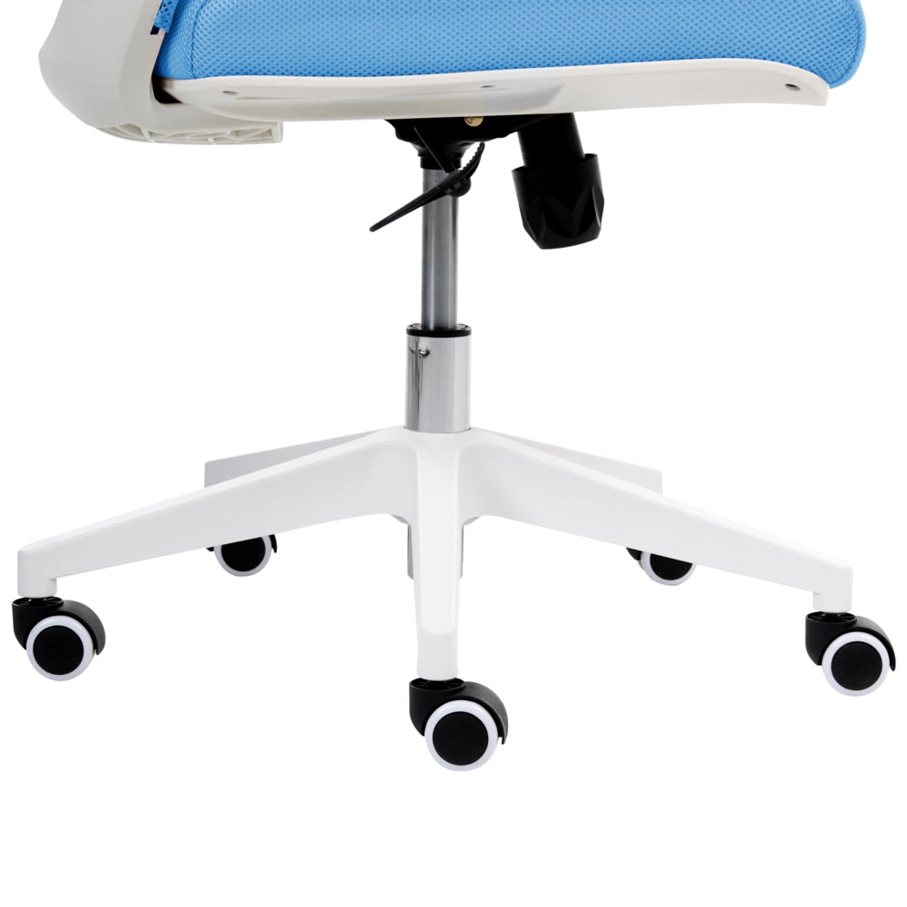 Sedia da ufficio con base girevole e braccioli regolabili in altezza con rete azzurro stile moderno