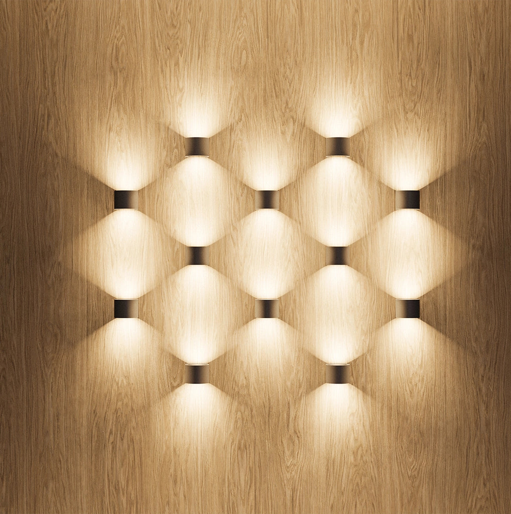 Lek Applique LED Quadrata da Parete per Interni ed Esterni 6,8W 2700K Bianco Opaco, Fascio Luce Regolabile 0-120 gradi IK04 IP54 Design Moderno