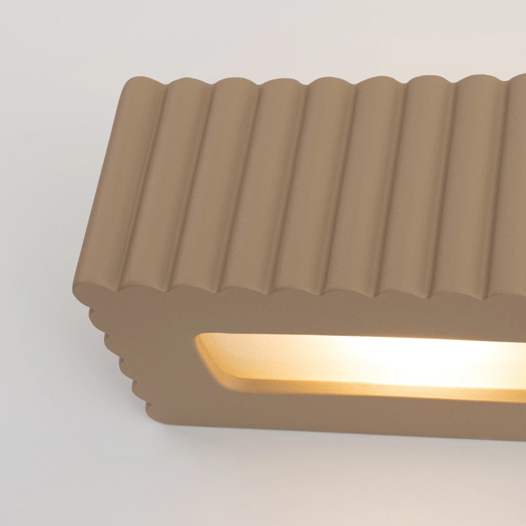 Lampada da parete in ceramica RIGATA taupe