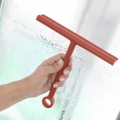 Tergivetro doccia rosso in plastica antigraffio con ventosa Spring