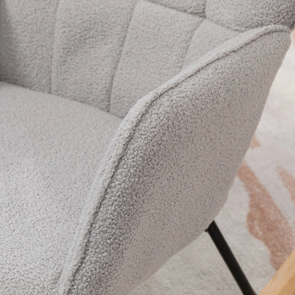 Poltrona a dondolo ¨C Minimal ¨C Boucl¨¦ grigio chiaro 71x98x101 cm