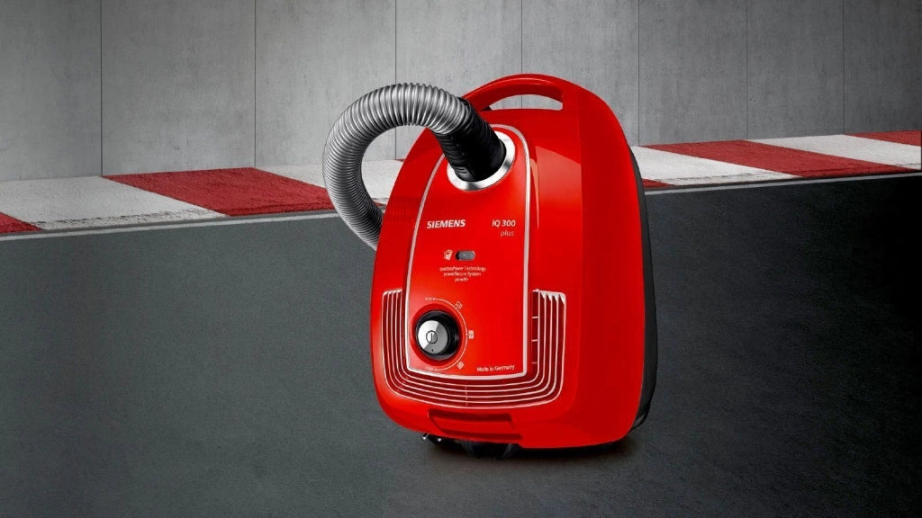 Siemens VSP3AAAA iQ300 Aspirapolvere a traino quattroPower 4 L 750 W 77 dB colore Rosso