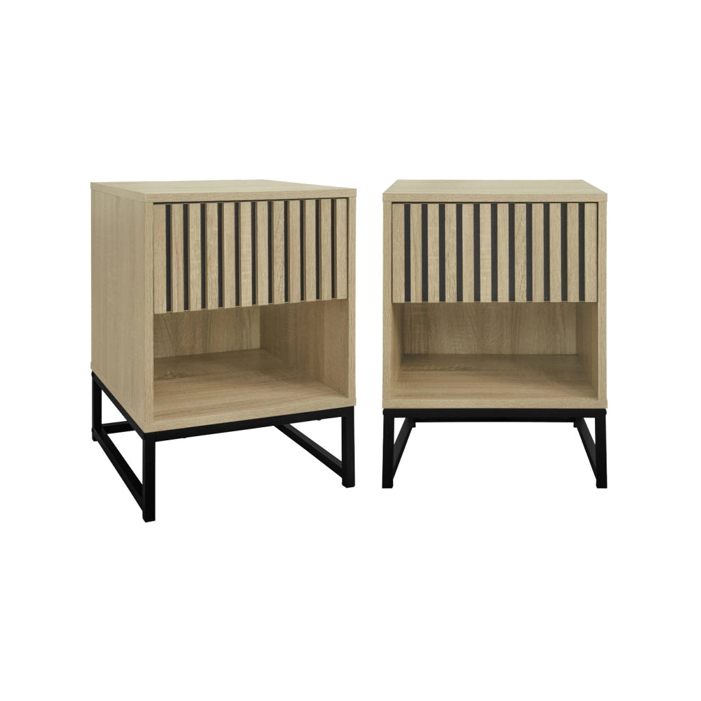 Set 2 comodini contemporanei, decoro in legno scanalato, 1 cassetto,