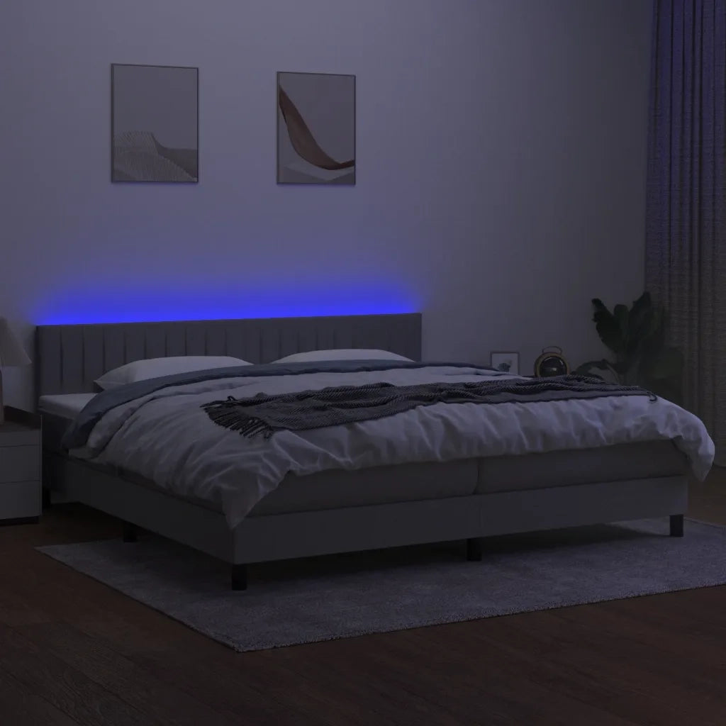 Letto a Molle Materasso e LED Grigio Chiaro 200x200 cm Tessuto 3133341