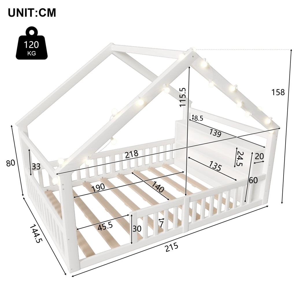 Letto a casetta 140x190 cm con sponde e scaffali in legno e MDF bianco