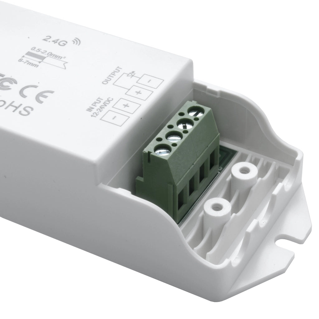 Centralina dimmer pusch RF 15A 12V a 48V controller strisce faretti lampade LED