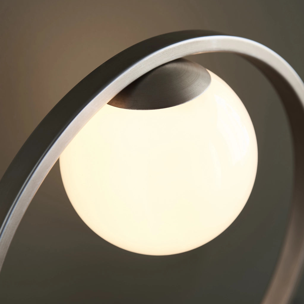 Lampada da tavolo ENZO Endon sfera opale argento G9