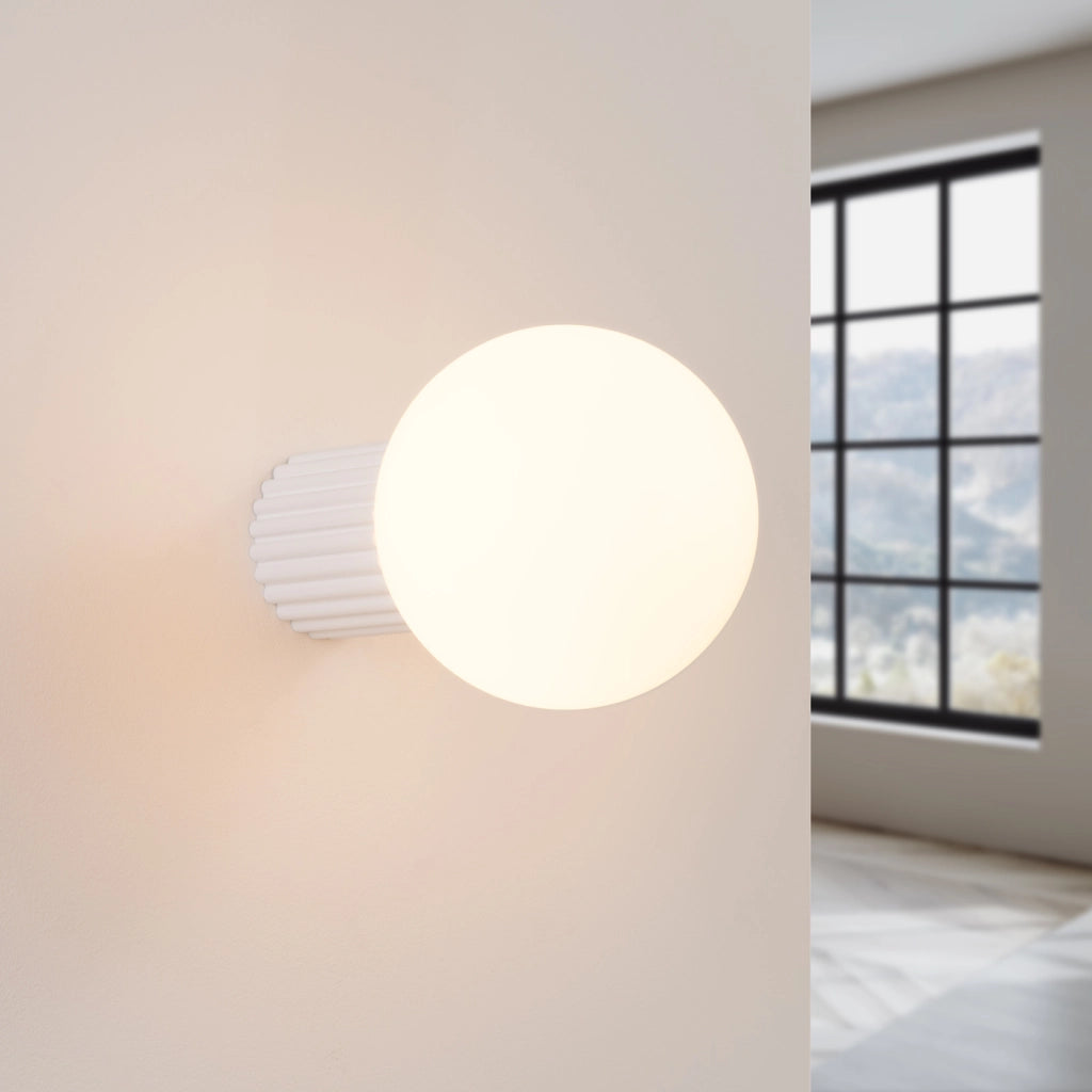 Lampada da parete HALO bianca IP44