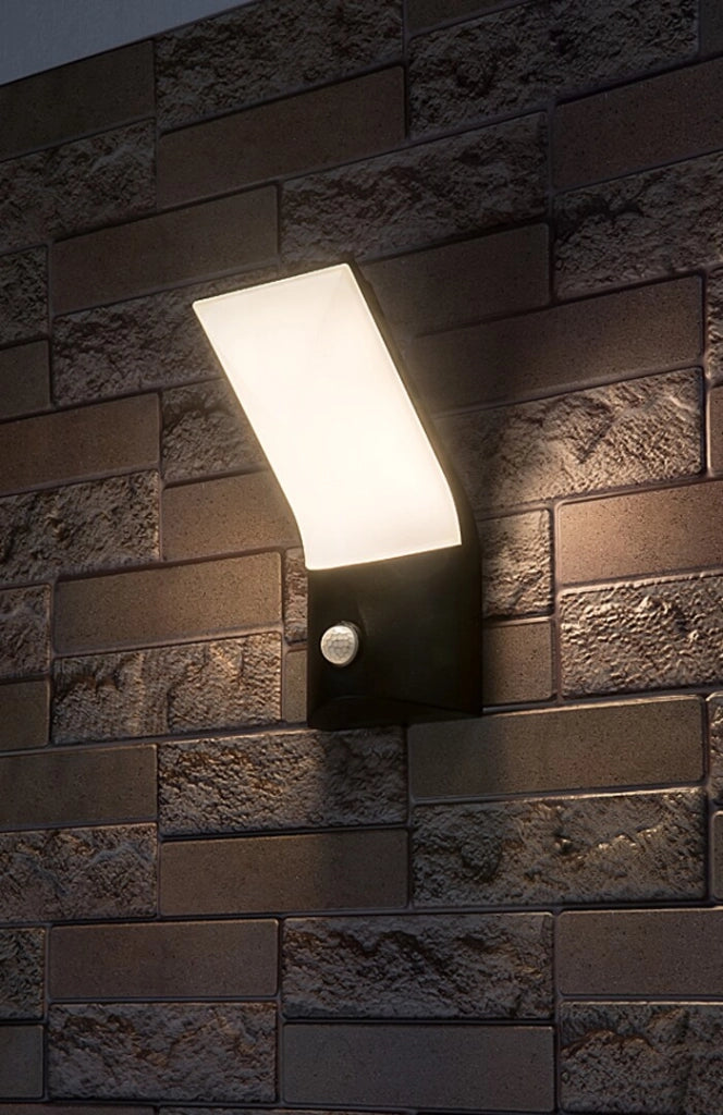 Applique esterna Rabalux Tolna nera LED 10W PIR IP54