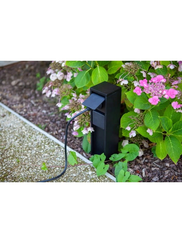 Colonnina giardino 2 prese IP54 nera Lutec Mains 9702202012