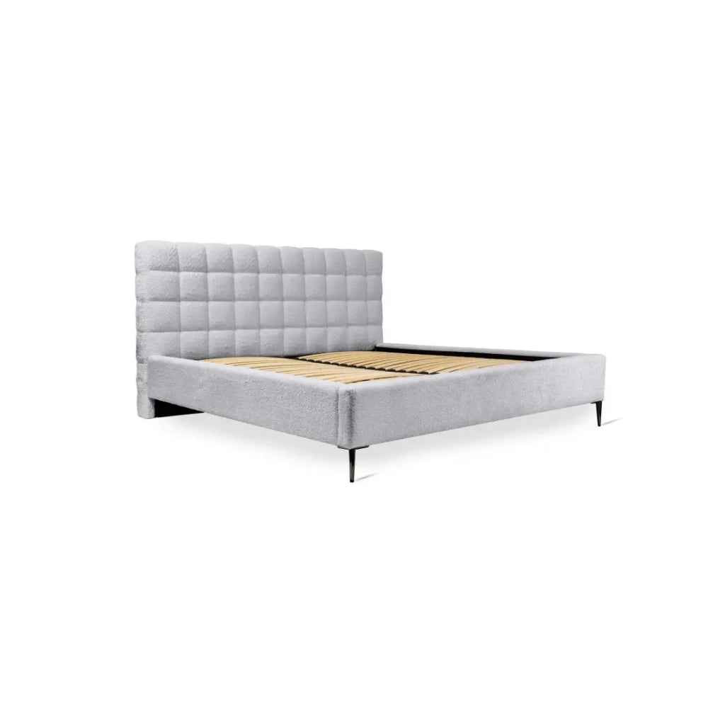 Letto MILLIO – Bianco – 180x200 cm – Tessuto bouclé in ciniglia – Rete inclusa – Comfort alberghiero 5 stelle