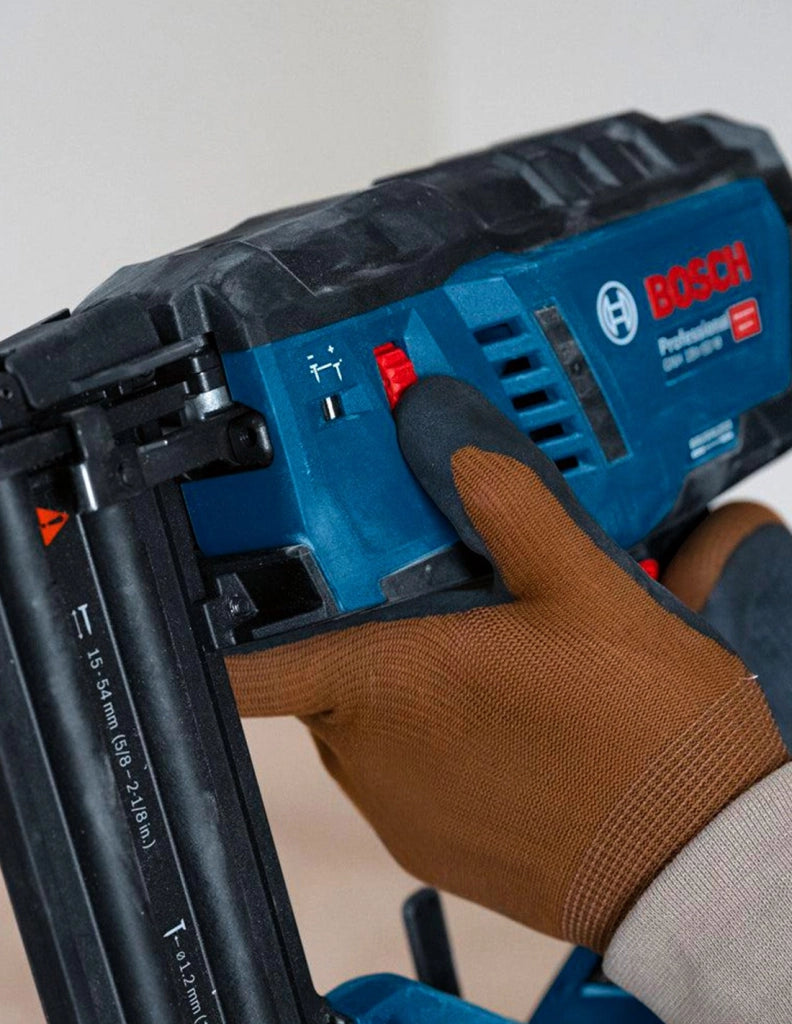 Chiodatrice BOSCH GNH 18V-50 M (Solo corpo)