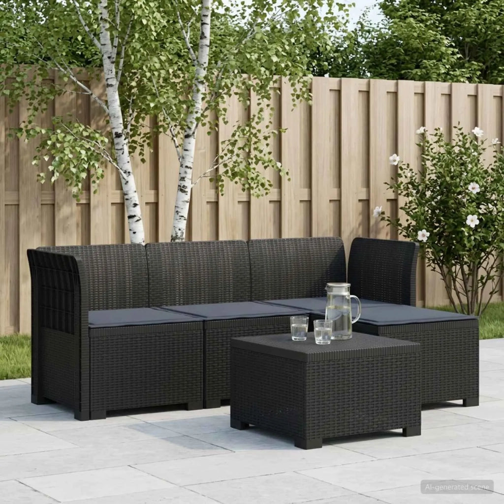 Divano da giardino 4 posti con cuscini aspetto rattan PP 3443929