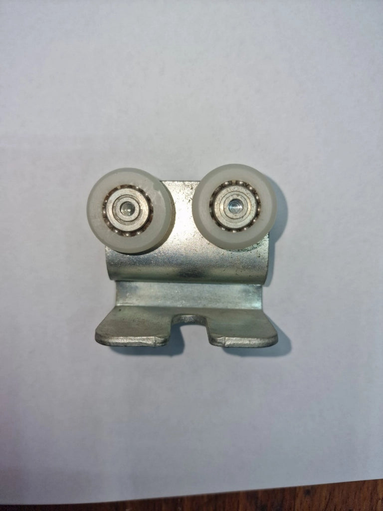 CARRELLO A 4 RUOTE PER PORTE E CANCELLI MM.24