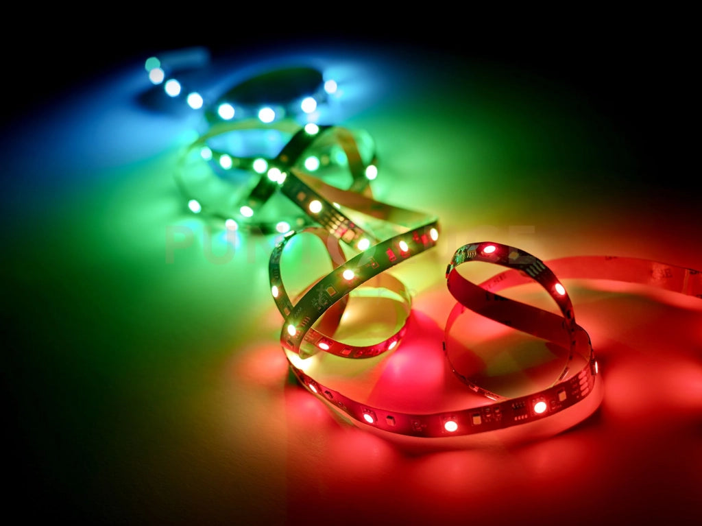 RACER STRISCIA LED  10W 750lm, 3000K ANCHE RGB EFFETTO RAINBOW CON EFFETTO SOUND TAGLIABILE CON TELECOMANDO MULTIFUNZIONE L. 3 METRI DIMMERABILE