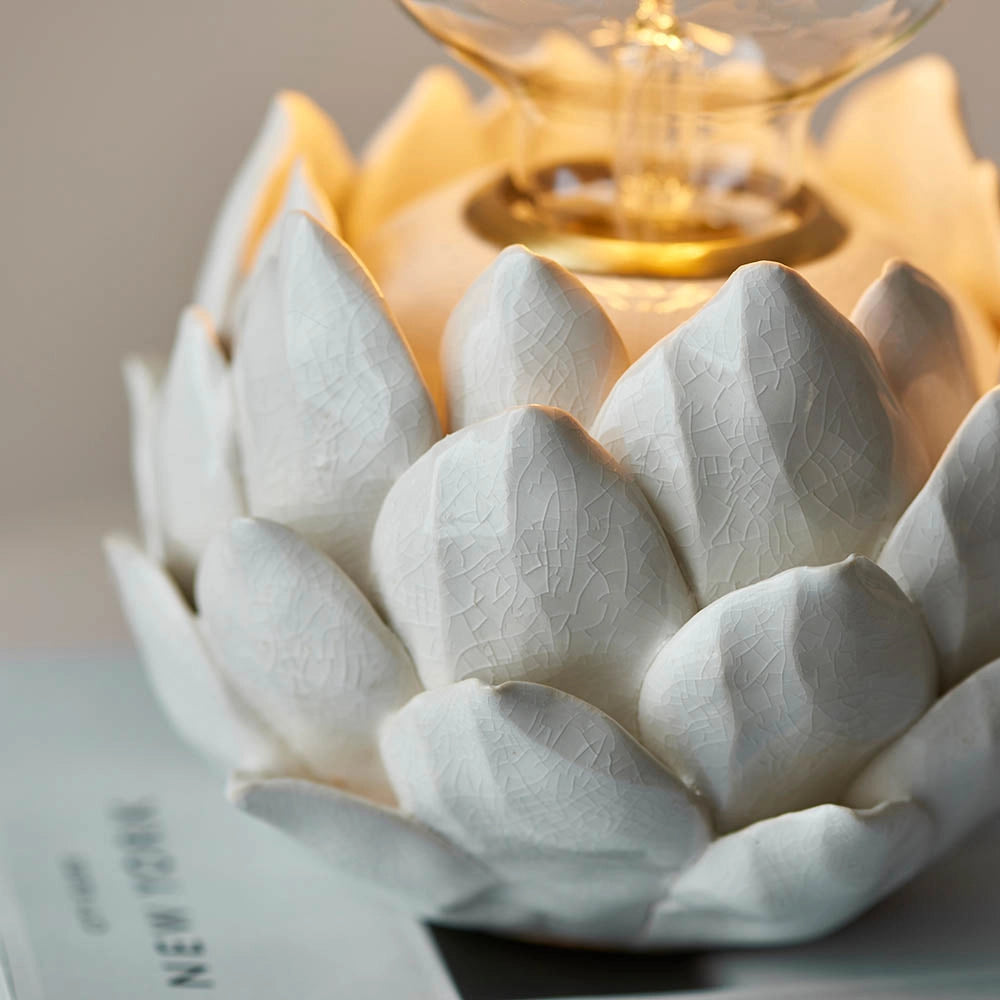 Lampada tavolo Art Déco ceramica bianca Carciofo E27 Endon