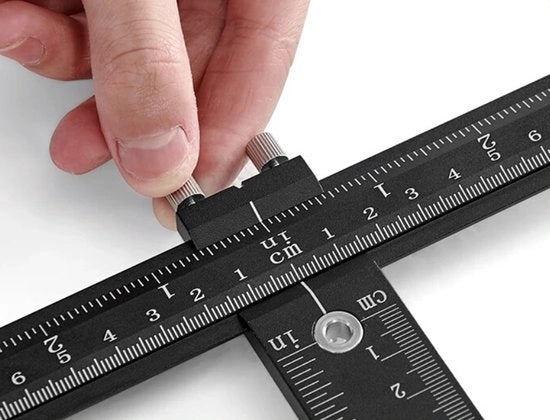 Adattabile per armadi e mobili - 0-25cm verticale - 0-20cm orizzontale - RVS