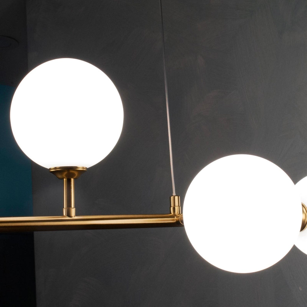 Lampadario moderno a sospensione con 6 sfere ed attacchi per lampadine LED G9
