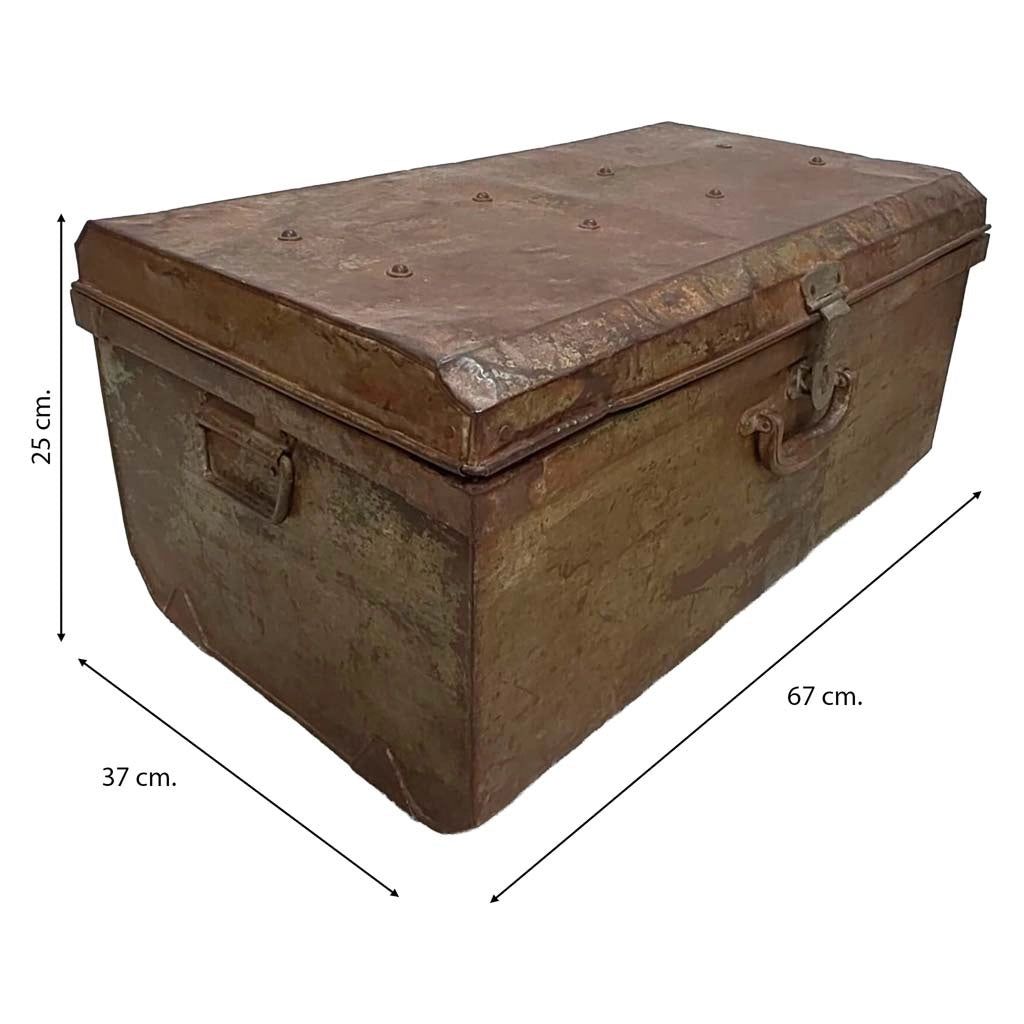 Valigia artigianale in metallo, 67x37x25h cm