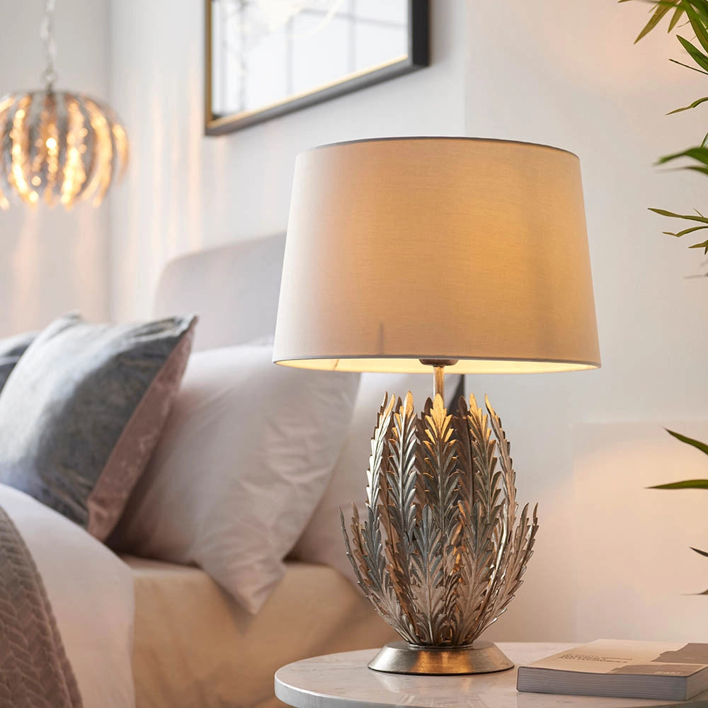 Lampada tavolo Art Déco argento foglie E27 Endon Delphine