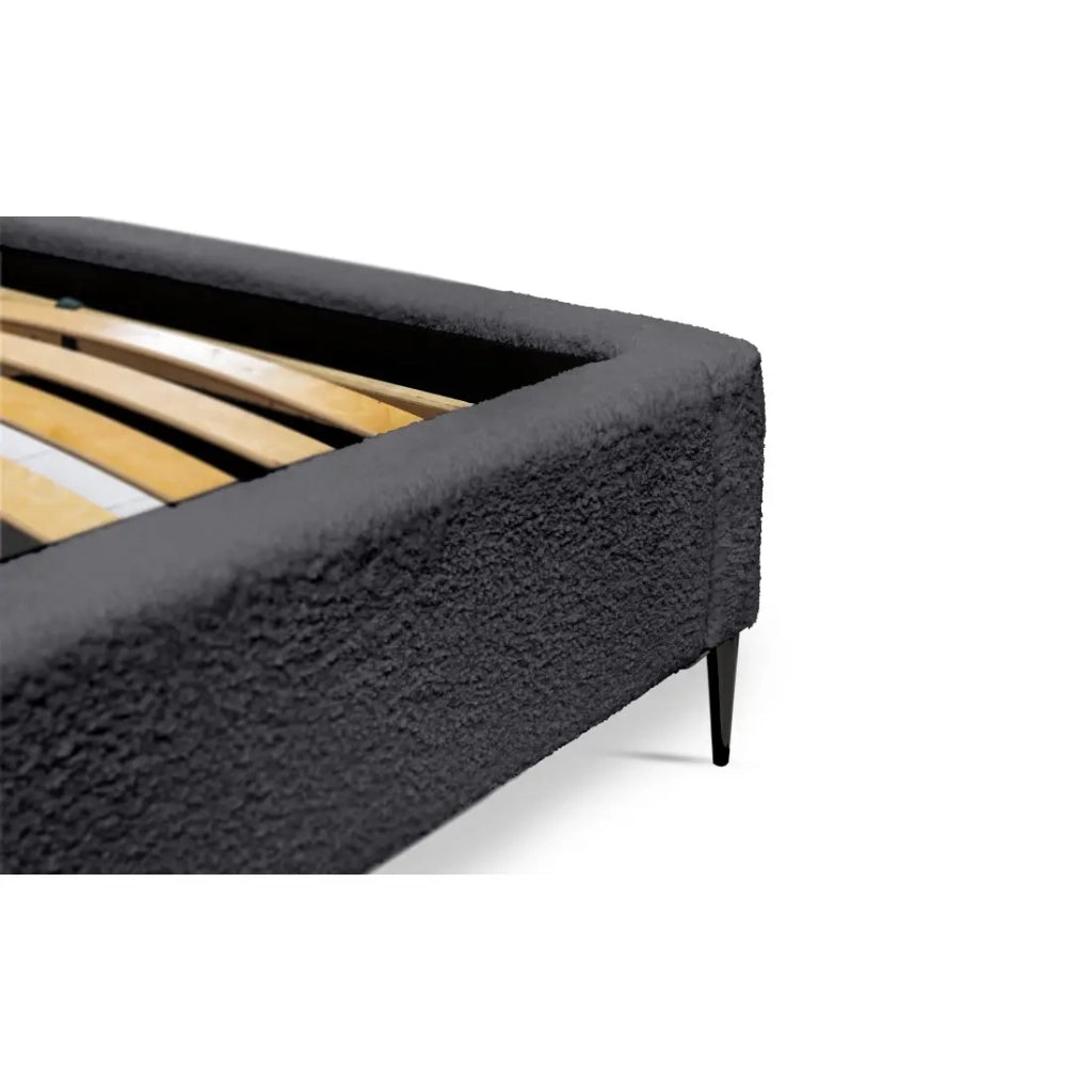 Letto MILLIO – Nero – 180x200 cm – Tessuto bouclé in ciniglia – Rete inclusa – Comfort alberghiero a 5 stelle