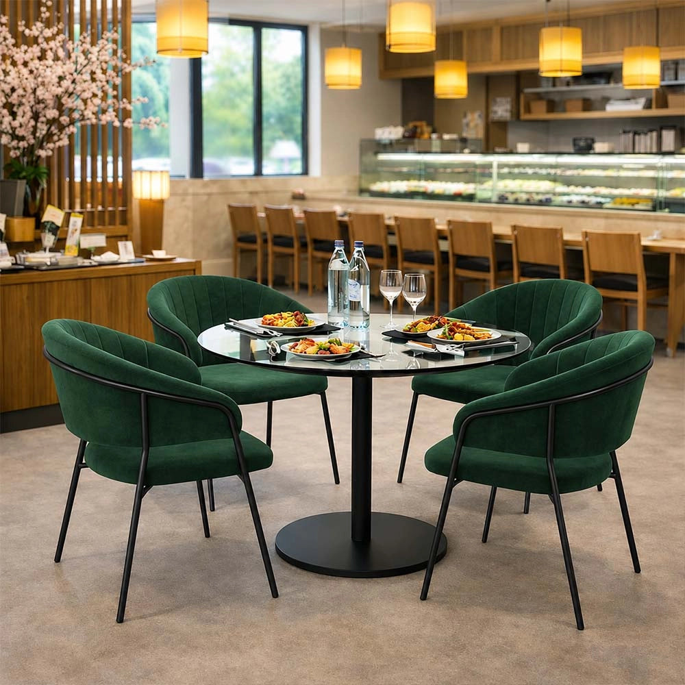 Sedie da sala da pranzo set da 4 Aurelia in velluto verde con gambe nere