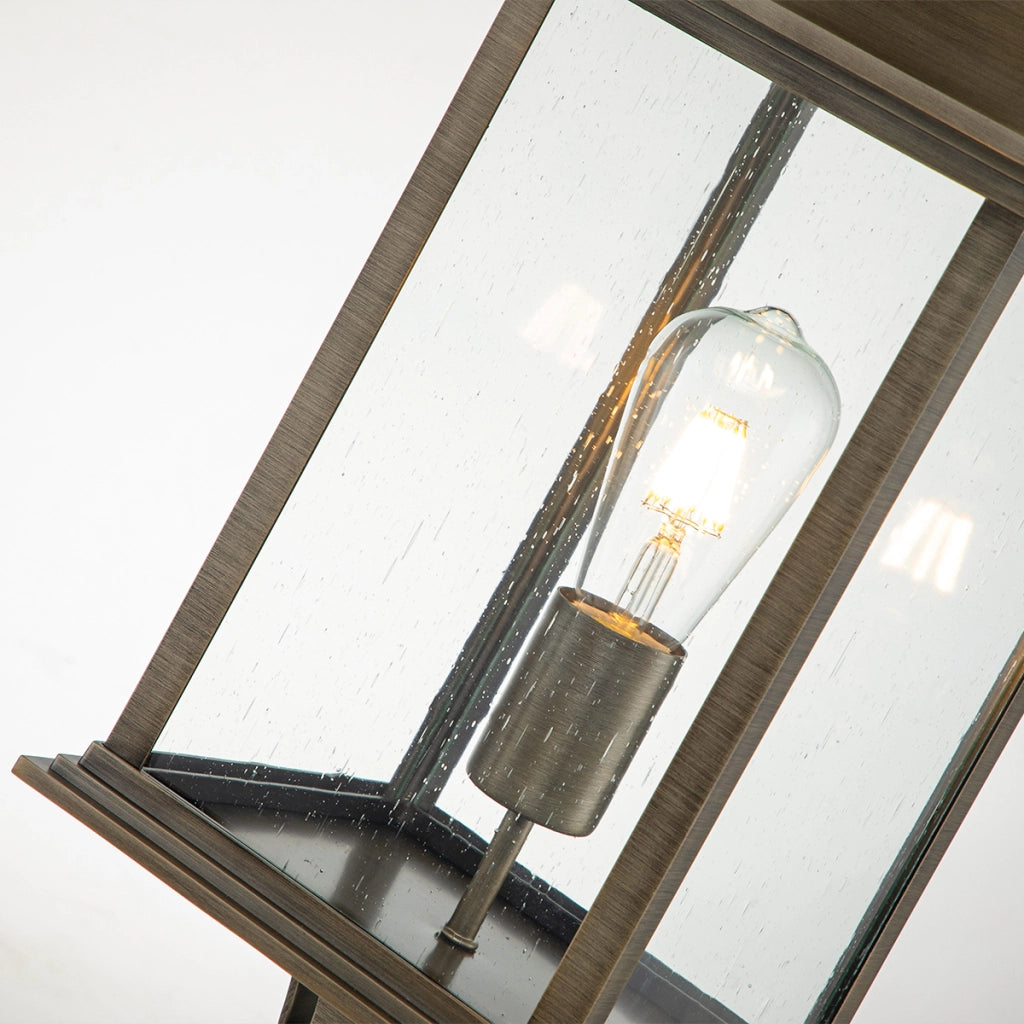 Lampada da esterno su base Grant bronzo E27 60W Quintiesse