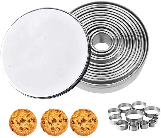 Set di Forme a Biscotto Sferiche - 12 Pezzi - Acciaio Inossidabile - Diverse Dimensioni