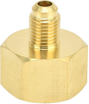 Adattatore per serbatoio refrigerante per climatizzatore