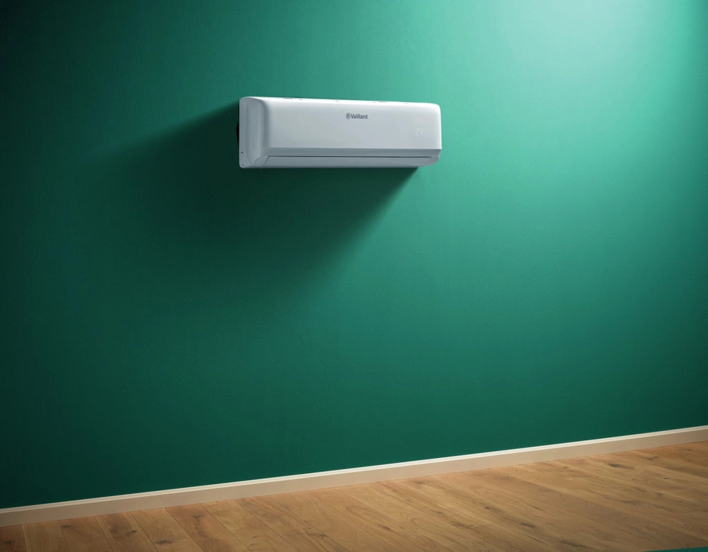 Climatizzatore Condizionatore Vaillant Trial Split Inverter serie CLIMAVAIR PRO 9+9+18 con VAM1-070A3NO R-32 Wi-Fi Integrato 9000+9000+18000