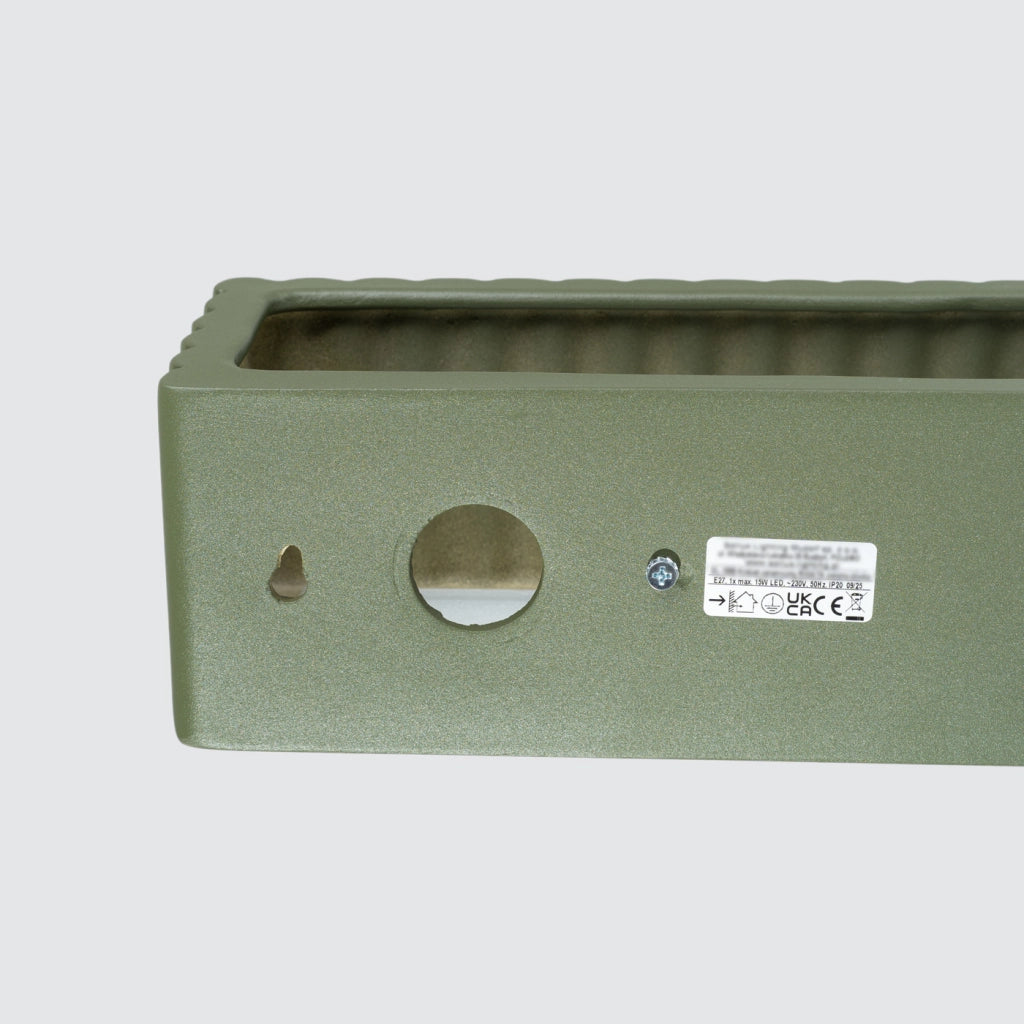 Lampada da parete in ceramica RIGATA verde oliva