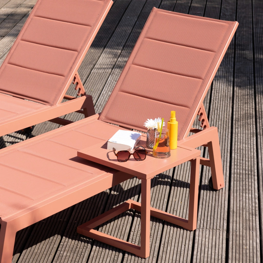 Tavolino BARBADOS in alluminio terracotta