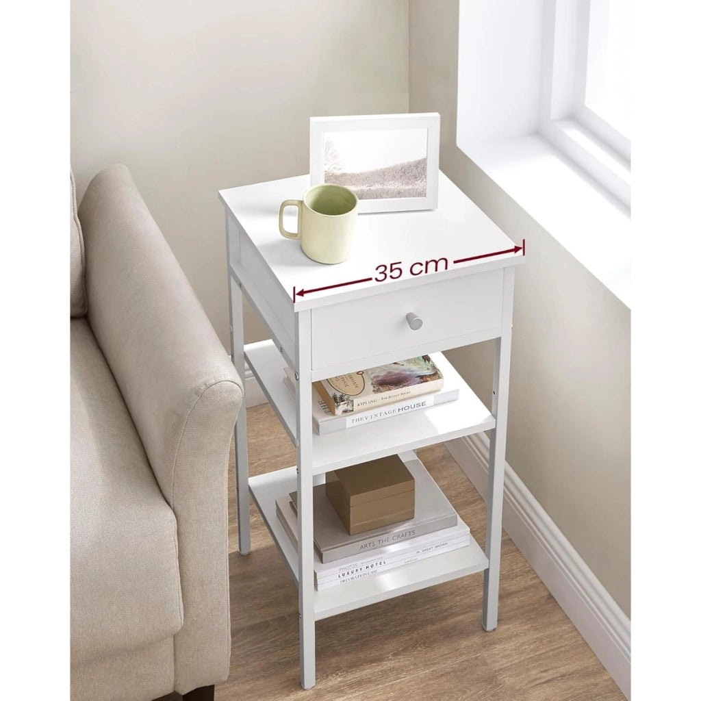 Comodino moderno alto con cassetto e ripiani in bianco