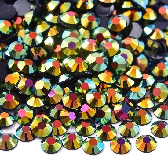 Decorazione con pietre strass - 2000 pezzi - 5mm - iridescente