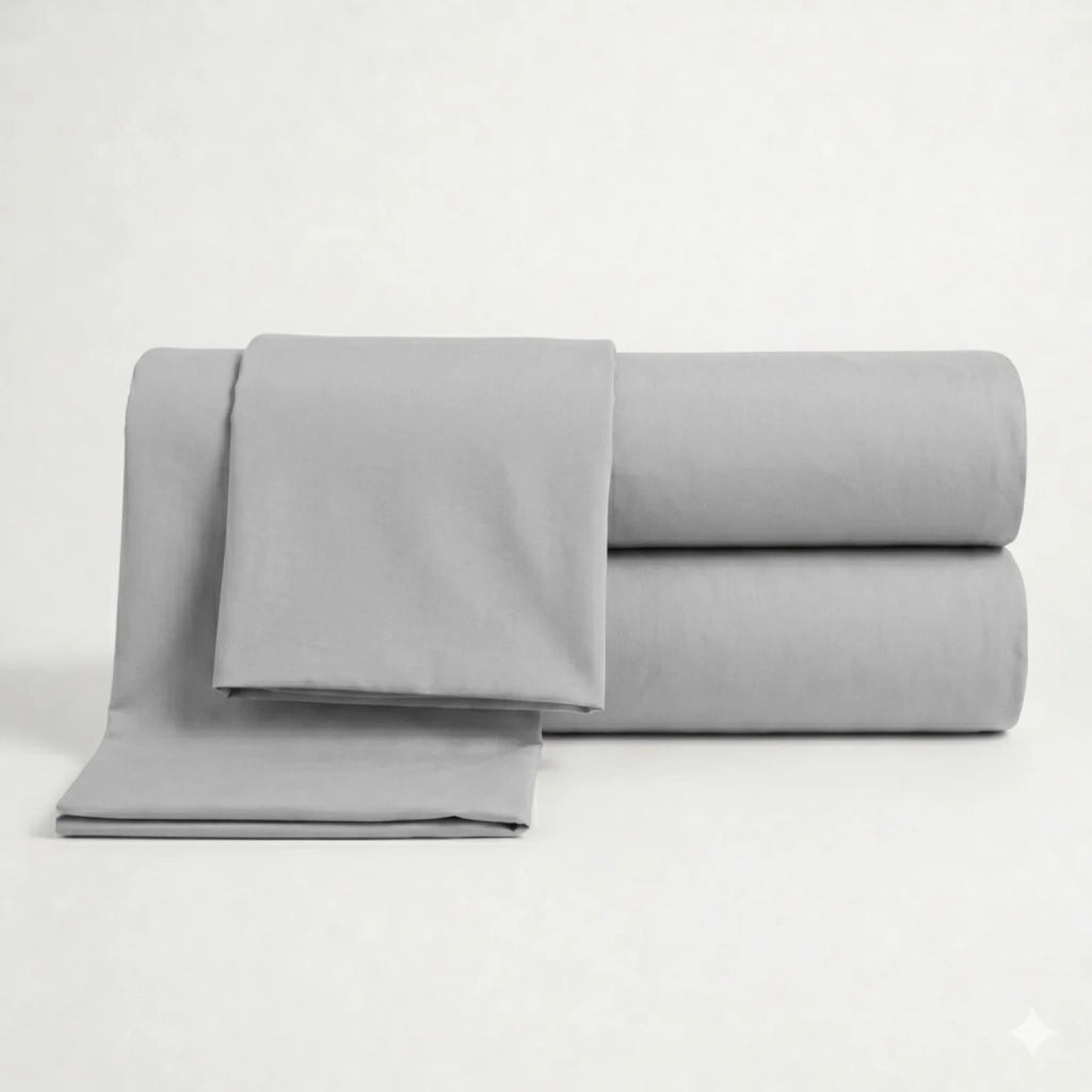 Set Lenzuola Letto Matrimoniale in Cotone Percalle 200 TC Grigio Chiaro | Lenzuolo Piano 250x295 cm, lenzuolo con angoli 180x200 cm e Tasca da 28 cm, 2 Federe | Made in Italy