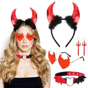 Costume da Diavolo per Donna - Cintura con Corna del Diavolo - Ali - Collana a Catenella - Occhiali da Diavolo - Pendenti da Halloween - Costume da Divertimento